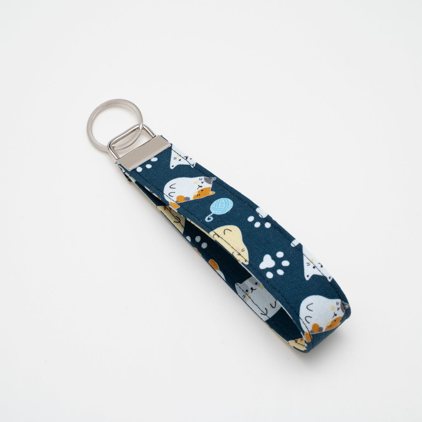 Cotton Wristlet Key Fob (Cat with Yarn Ball)